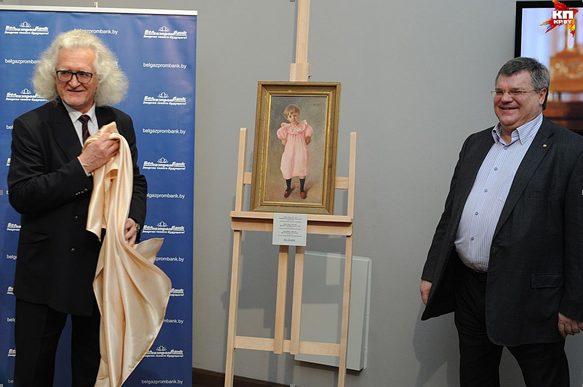 Директор Национального художественного музея Владимир Прокопцов (слева) 