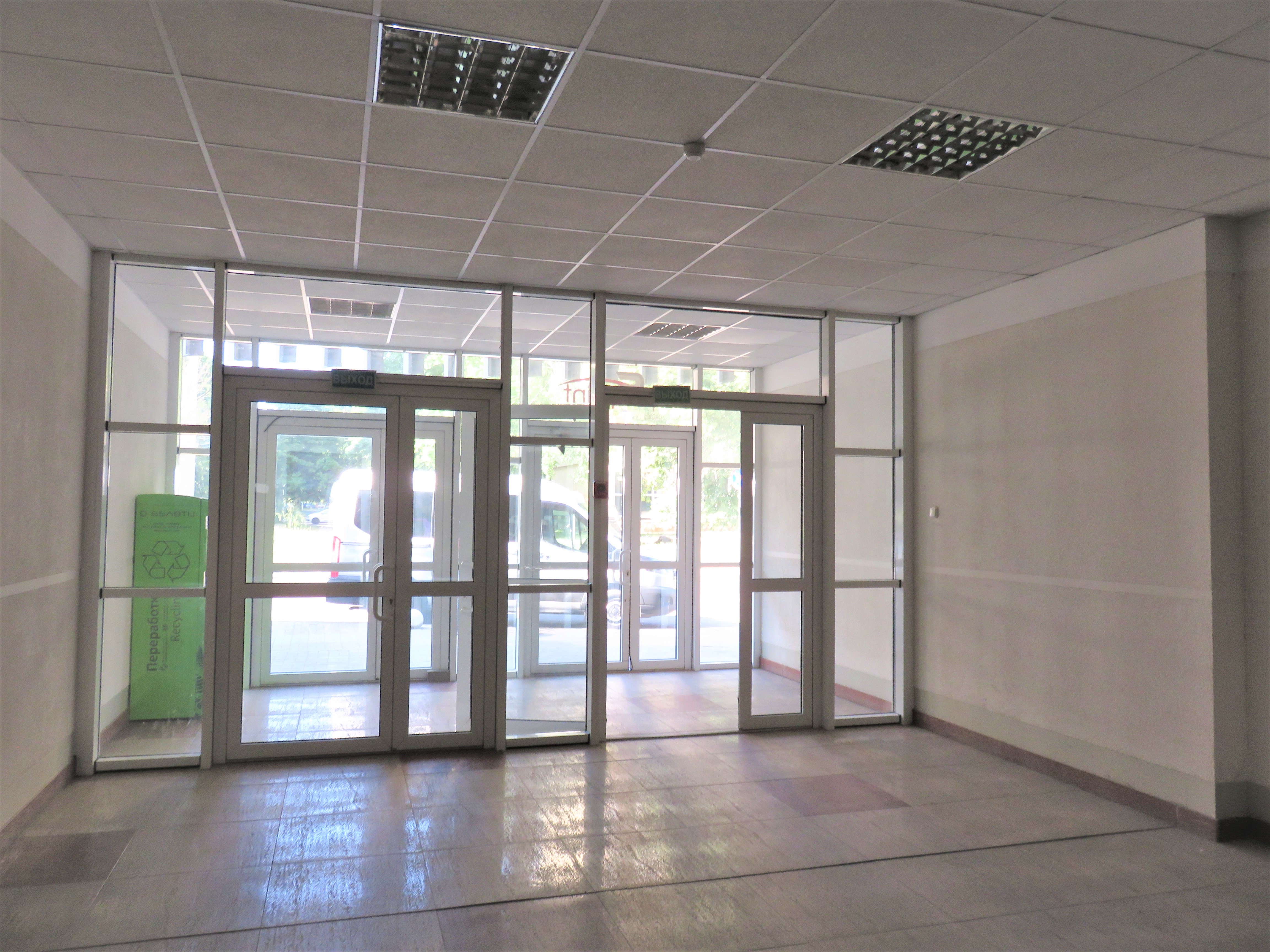 Продажа изолированного помещения на 1 этаже с отдельным входом в Минске, ул. Мележа, 1а  